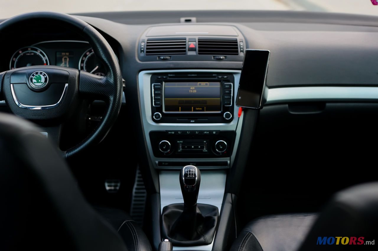 2010' Skoda Octavia Rs photo #4