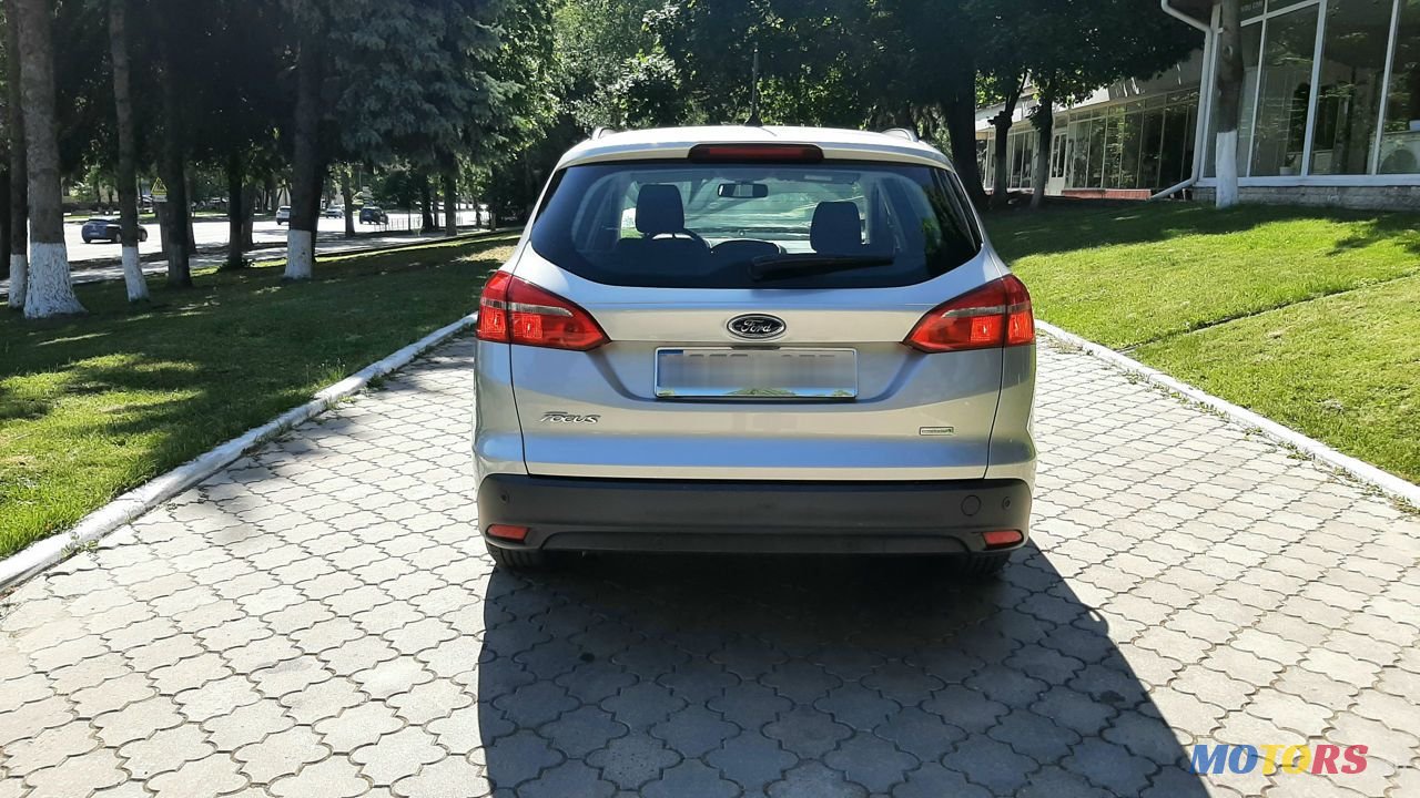 2017' Ford Focus photo #6