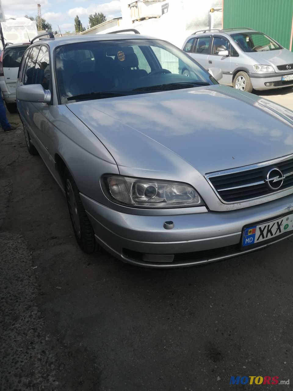2001' Opel Omega photo #2