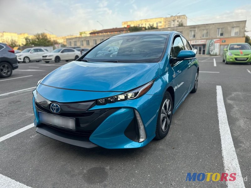 2017' Toyota Prius Prime photo #2