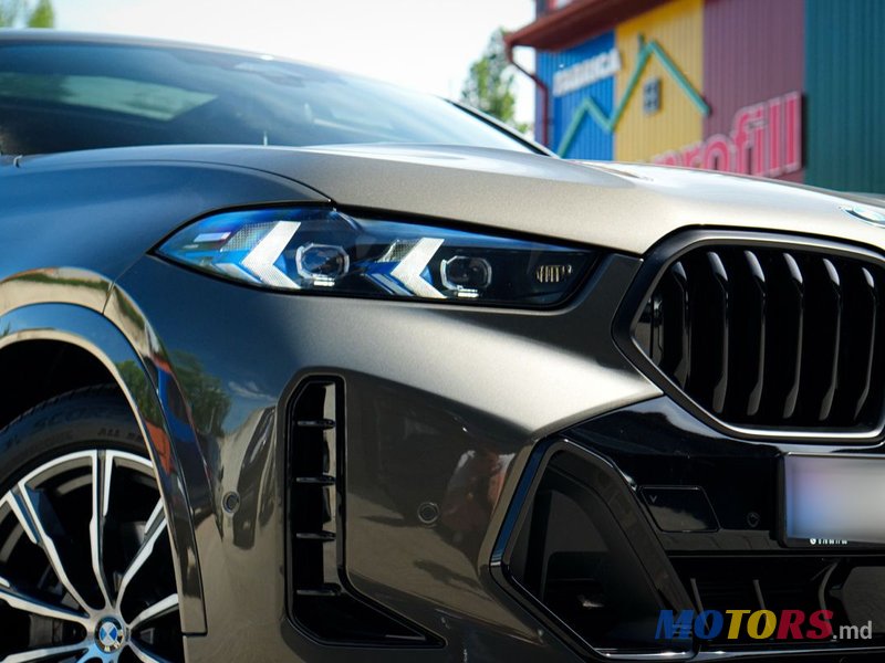 2023' BMW X6 photo #2