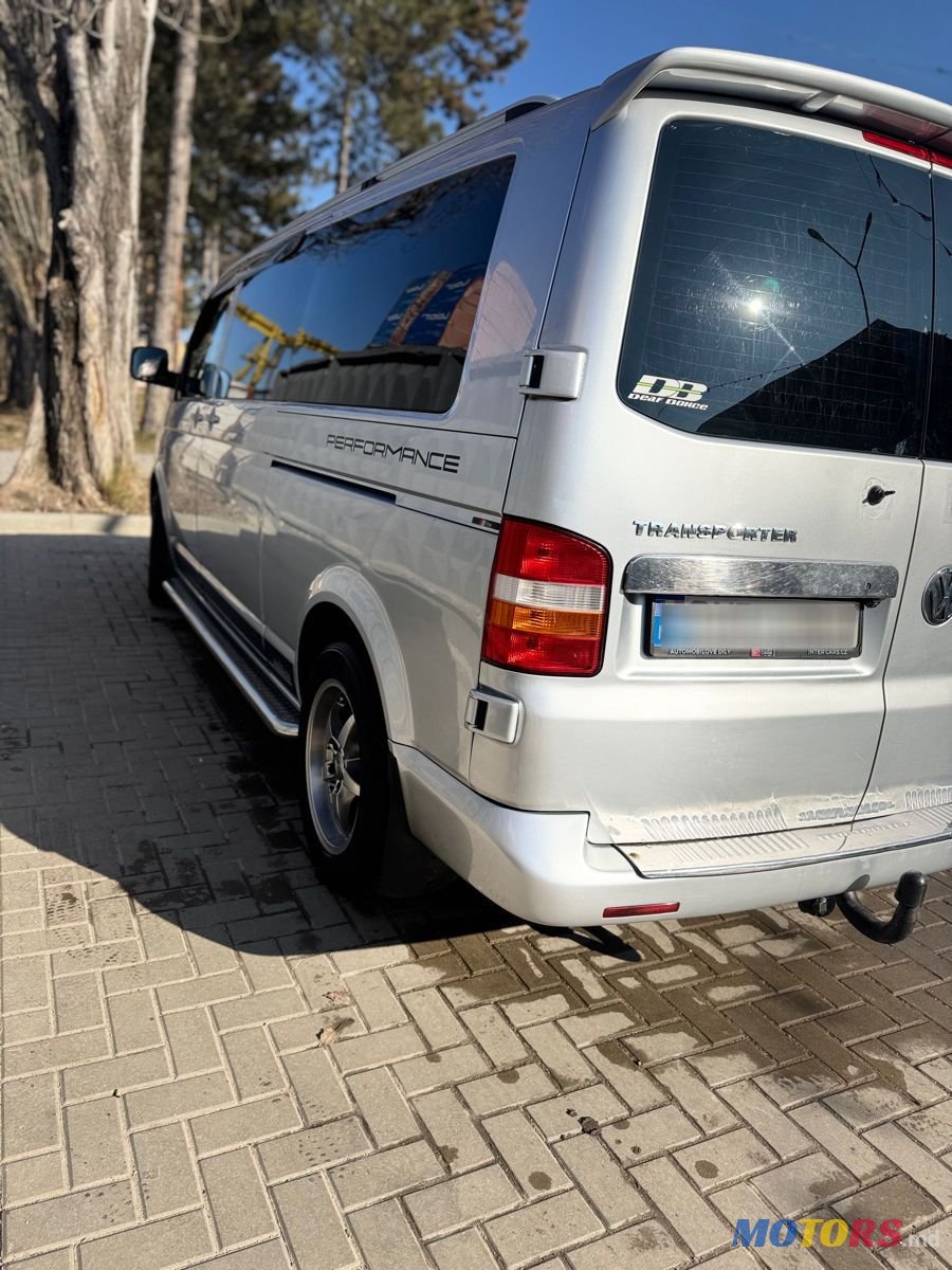 2007' Volkswagen Transporter photo #5