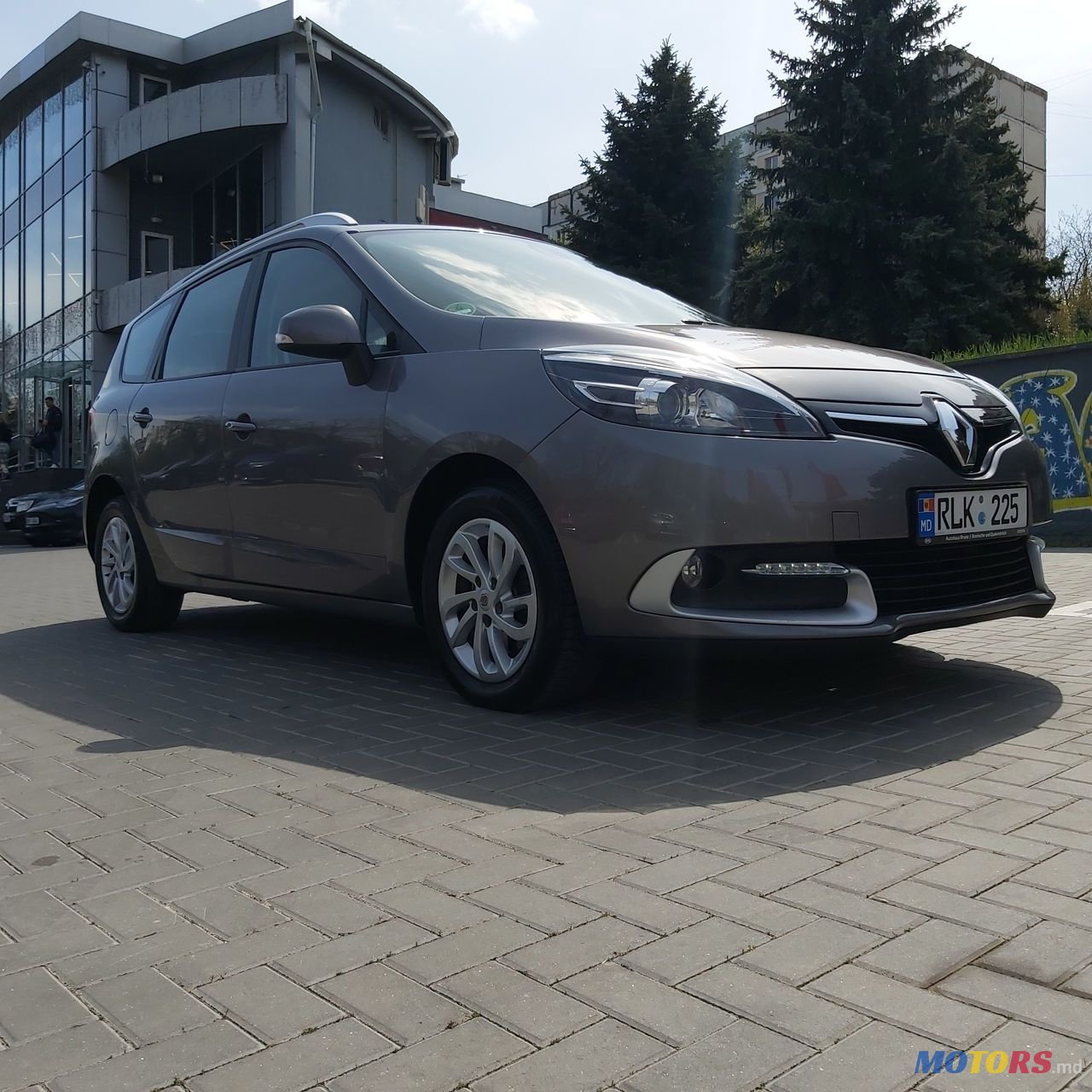 2013' Renault Grand Scenic photo #5