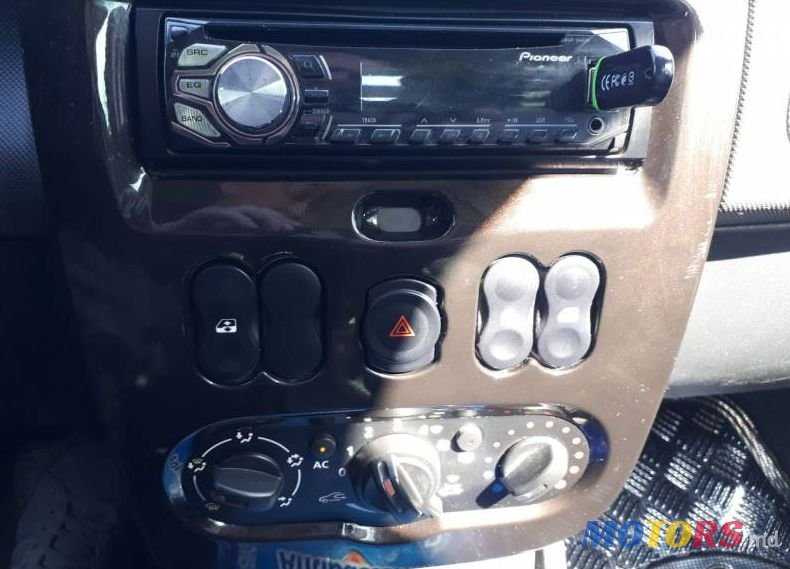 2012' Dacia Duster photo #4