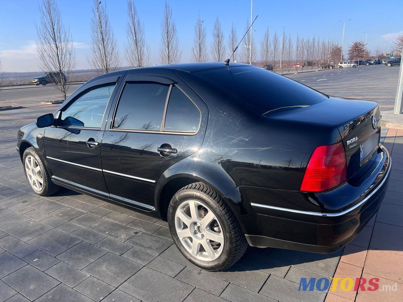 2004' Volkswagen Bora photo #3