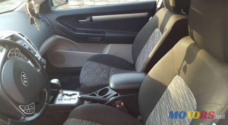 2008' Kia Ceed photo #2