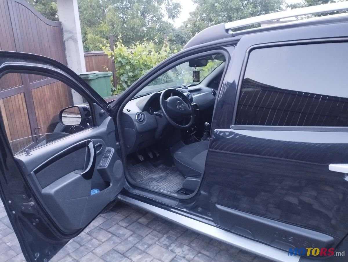 2013' Dacia Duster photo #6