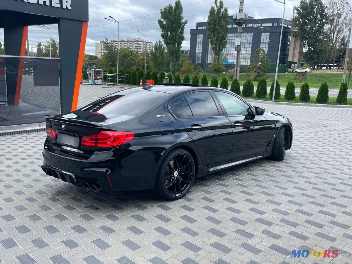 2017' BMW 5 Series photo #3