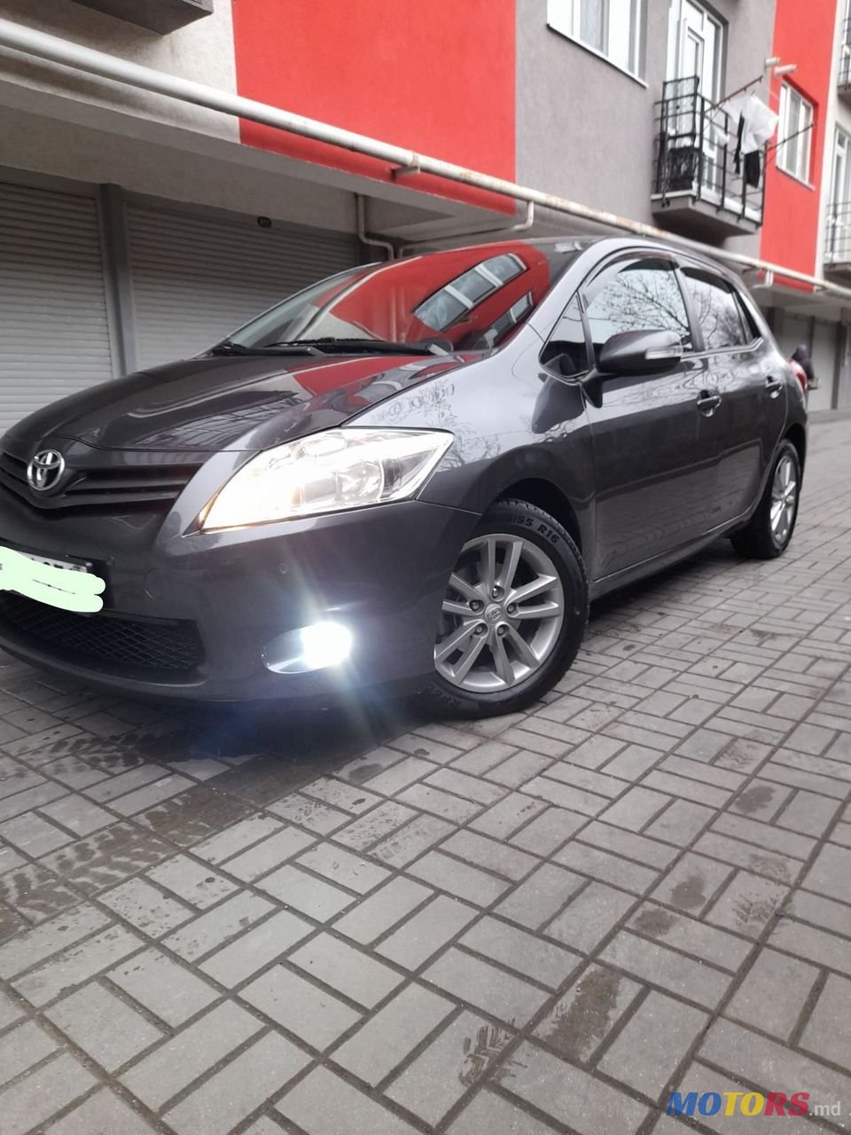 2010' Toyota Auris photo #1