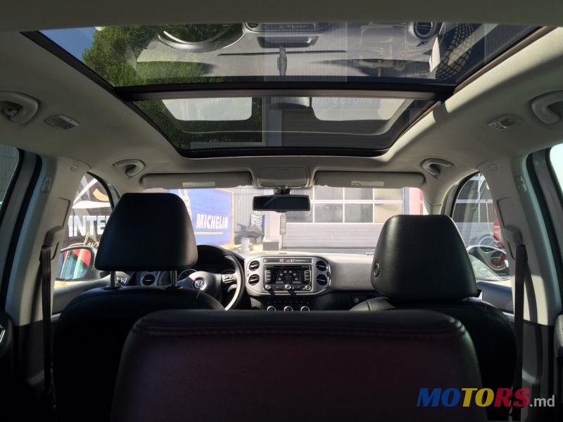 2013' Volkswagen Tiguan photo #7