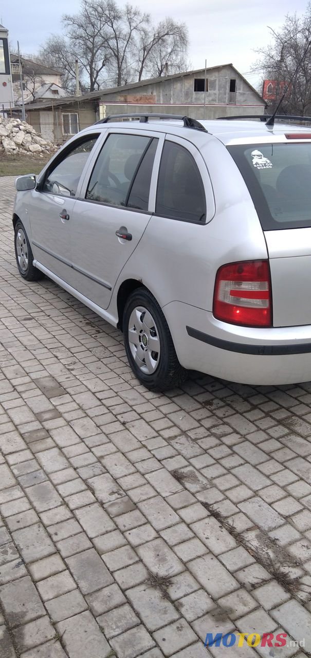 2005' Skoda Fabia photo #4