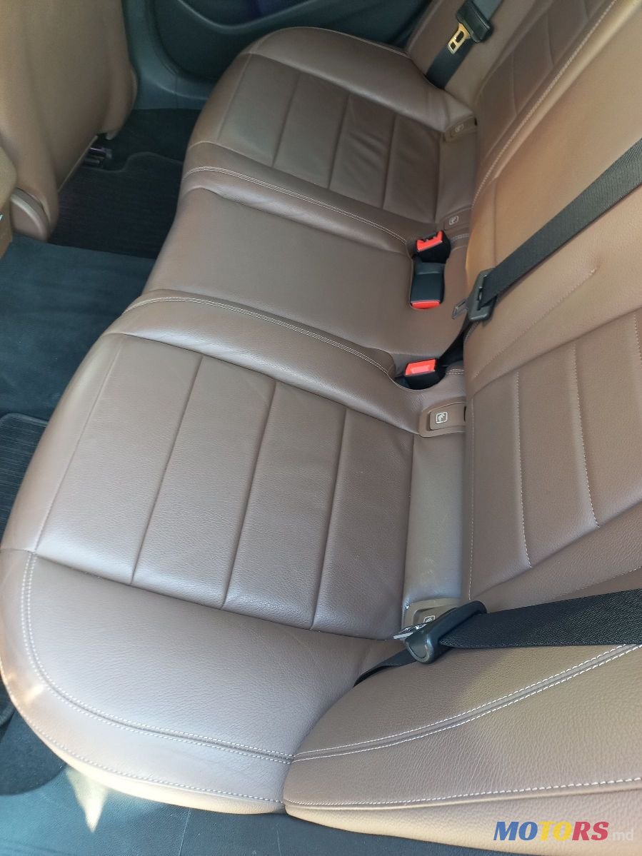 2017' Mercedes-Benz E-Class photo #6