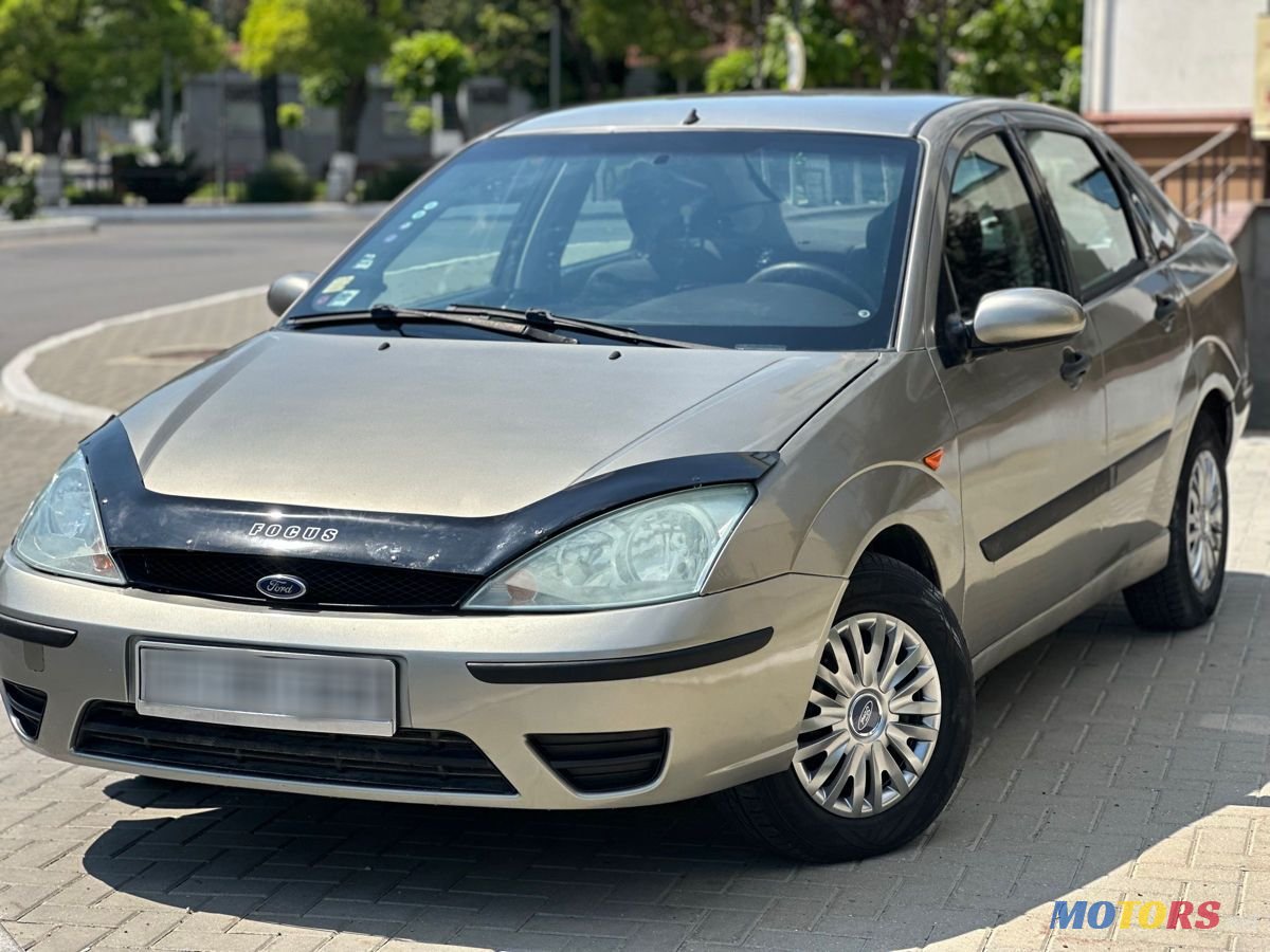 2004' Ford Focus photo #1