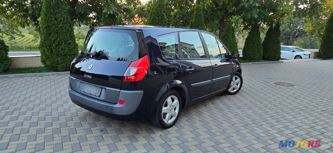 2008' Renault Grand Scenic photo #3