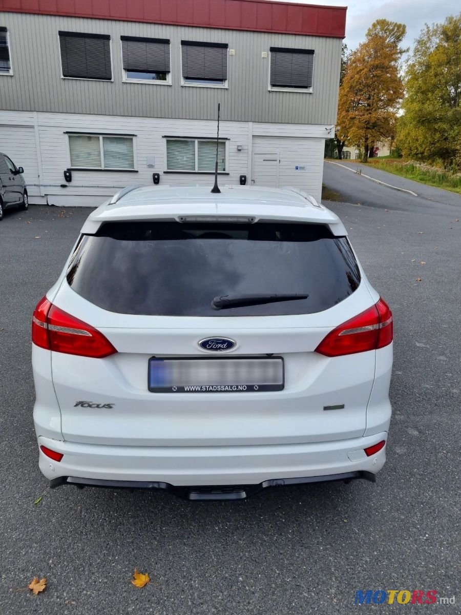 2015' Ford Focus photo #3