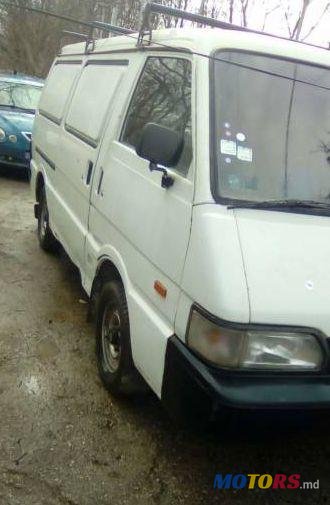 1999' Kia Pregio photo #3