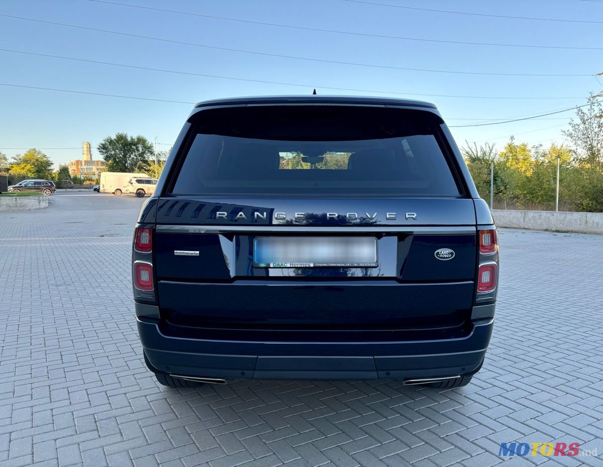 2020' Land Rover Range Rover photo #3