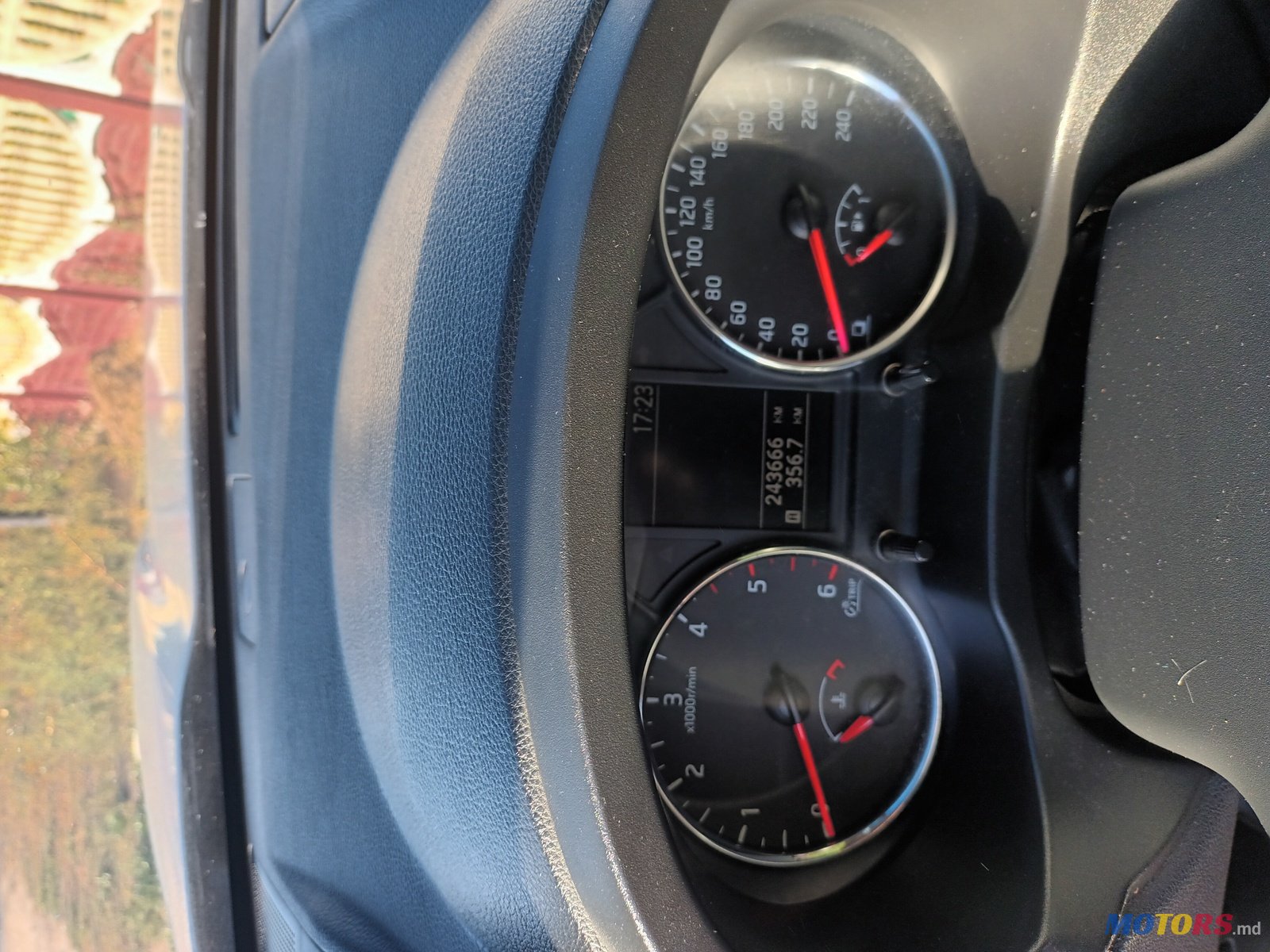 2011' Nissan X-Trail photo #2