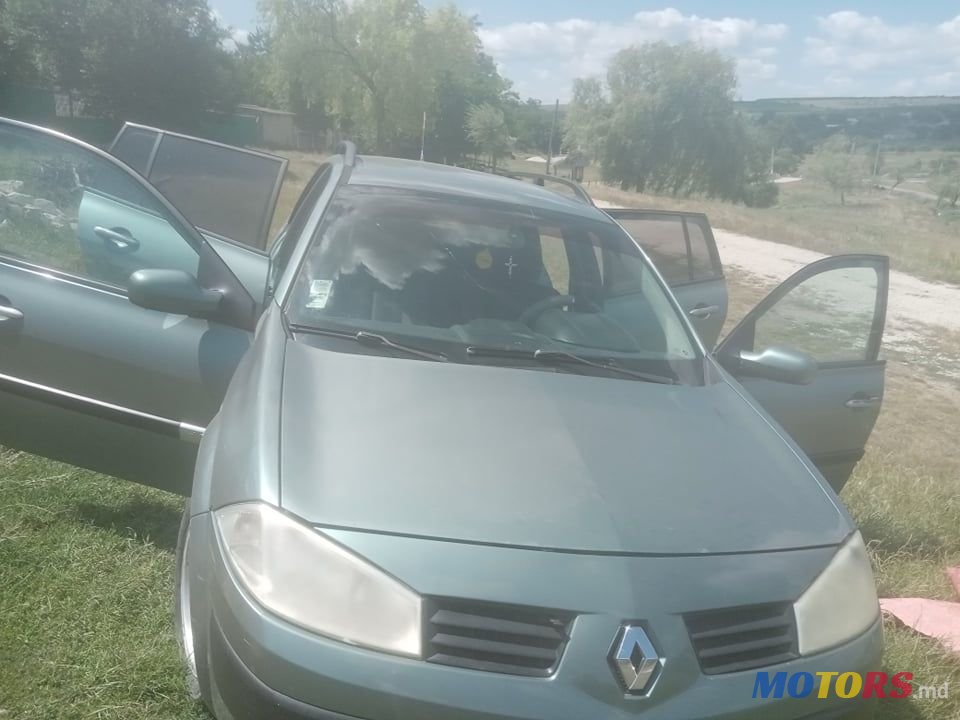 2005' Renault Megane photo #1