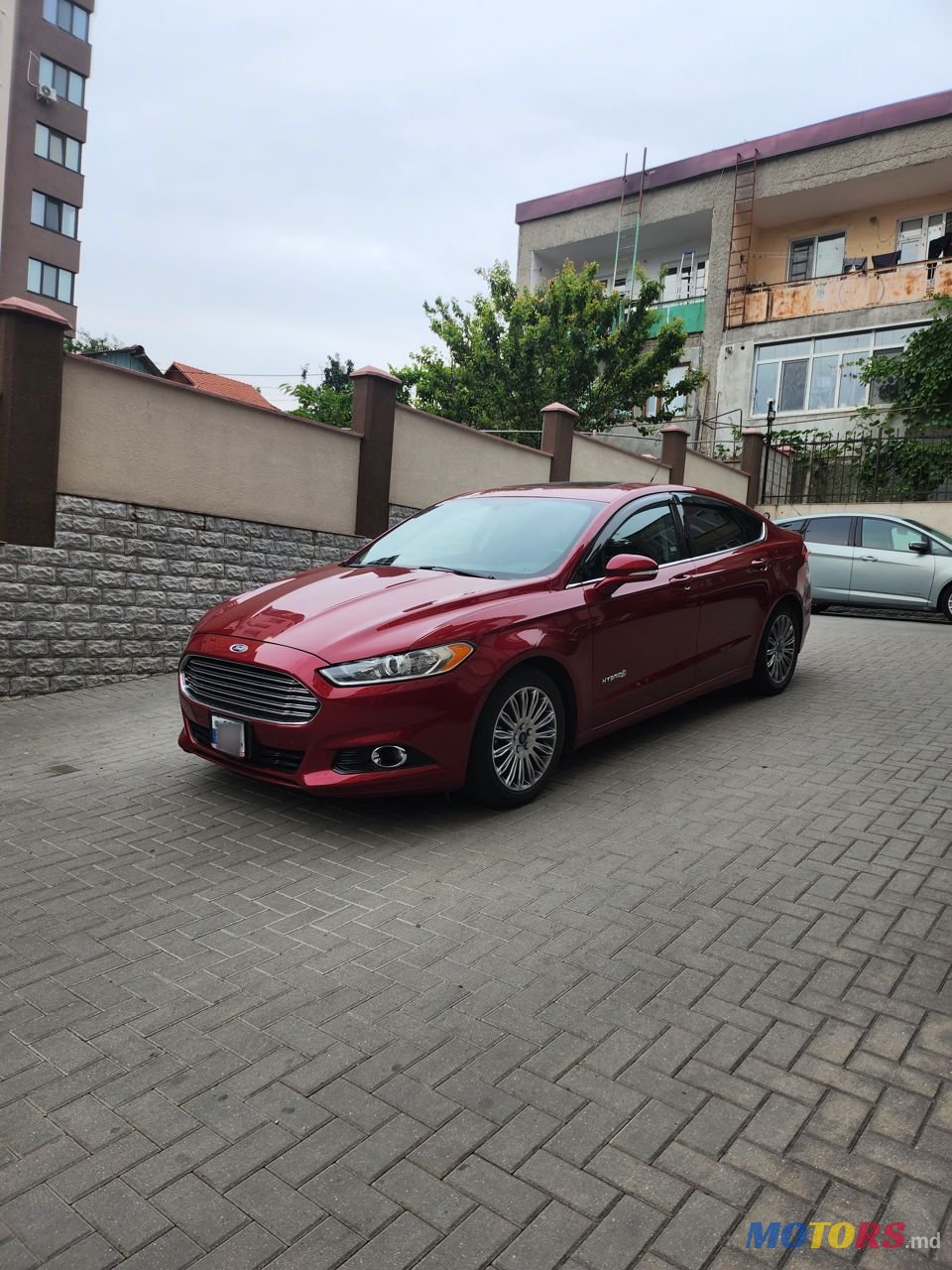 2013' Ford Fusion photo #2