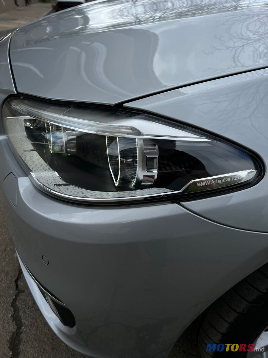 2015' BMW 5 Series photo #5