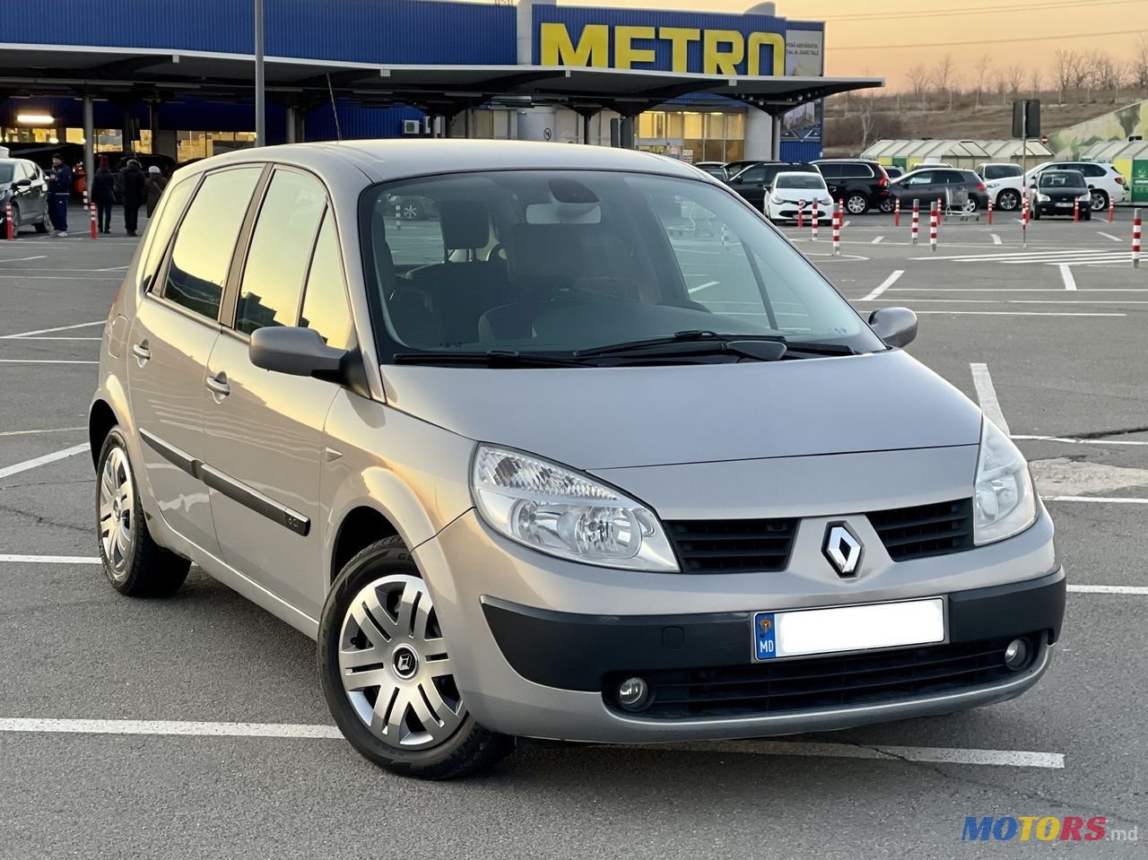 2006' Renault Scenic photo #1