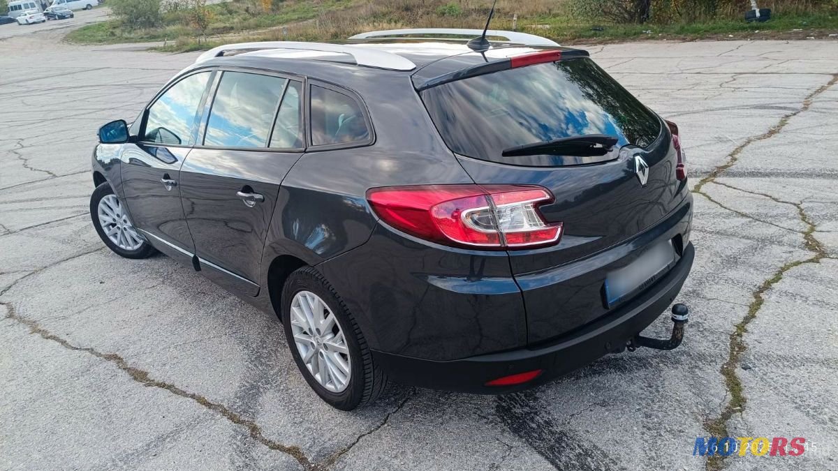2013' Renault Megane photo #3