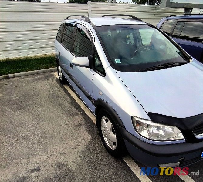 2001' Opel Zafira photo #2