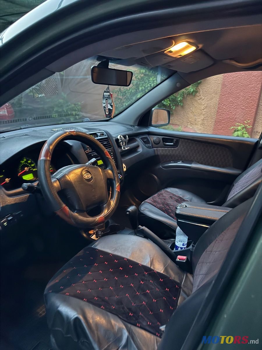 2005' Kia Sportage photo #6