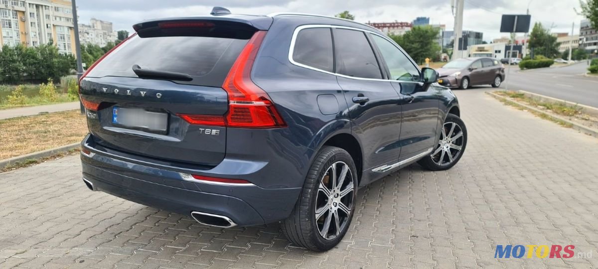 2018' Volvo XC60 photo #2