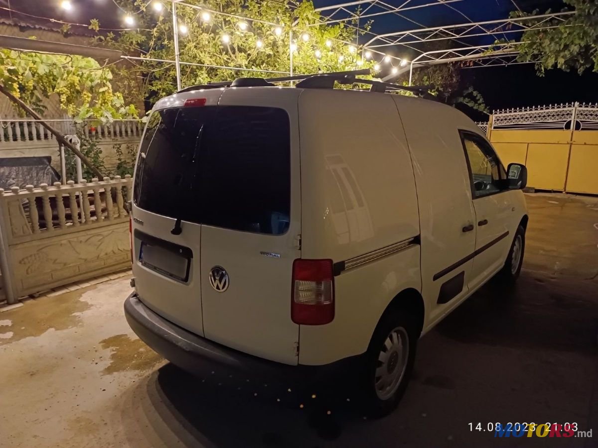 2007' Volkswagen Caddy photo #2