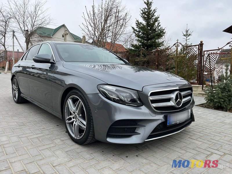 2018' Mercedes-Benz E-Class photo #1