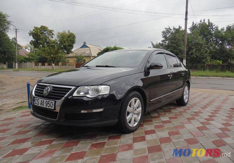 2006' Volkswagen Passat photo #2