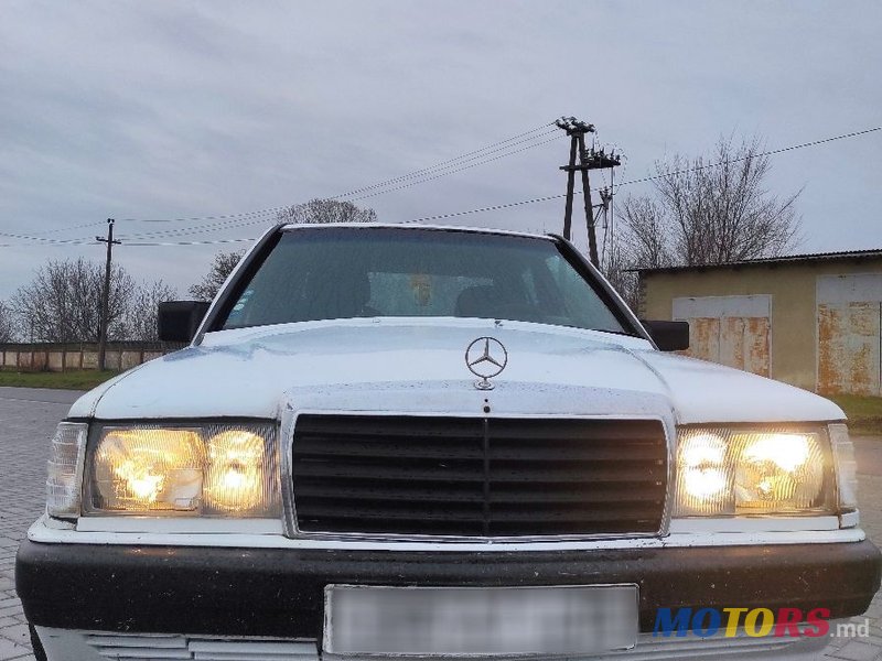 1988' Mercedes-Benz 190 photo #1