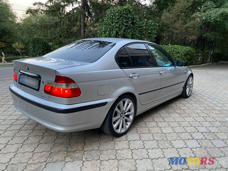 2005' BMW 3 Series photo #6