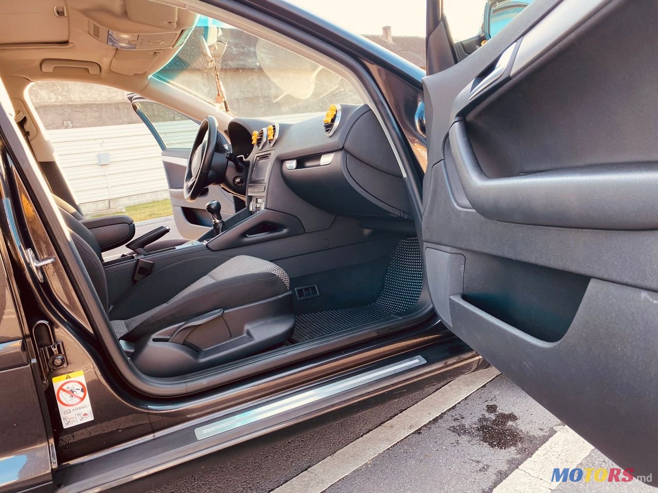 2011' Audi A3 photo #3