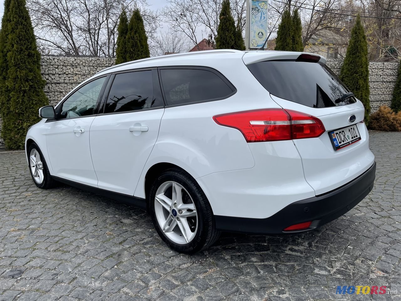 2017' Ford Focus photo #5