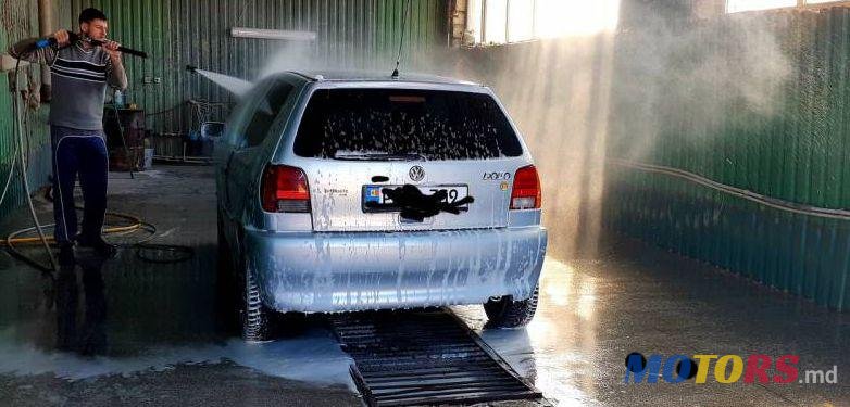 1999' Volkswagen Polo photo #1