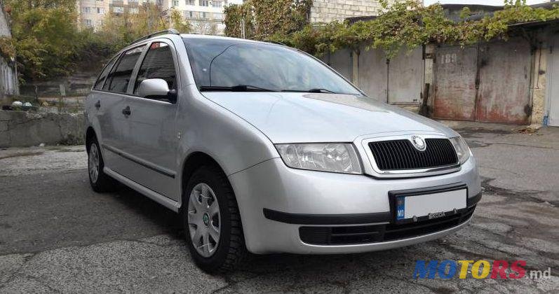 2003' Skoda Fabia photo #2