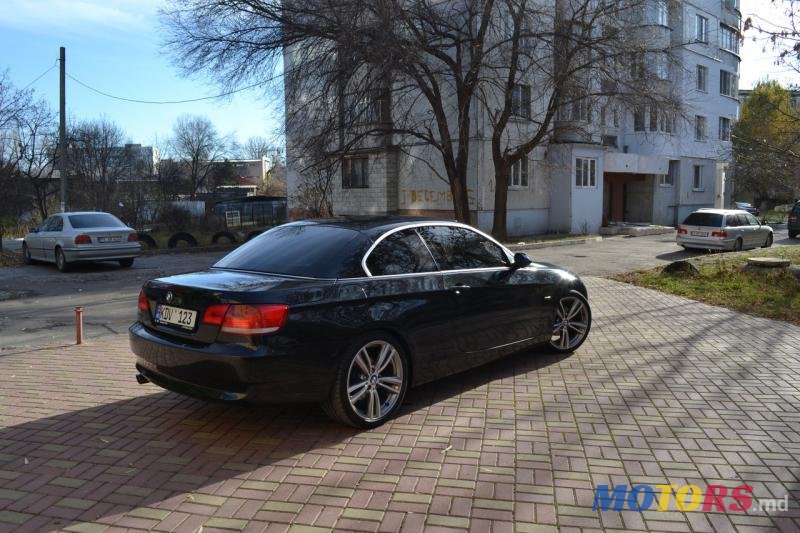 2009' BMW 3 Series photo #4