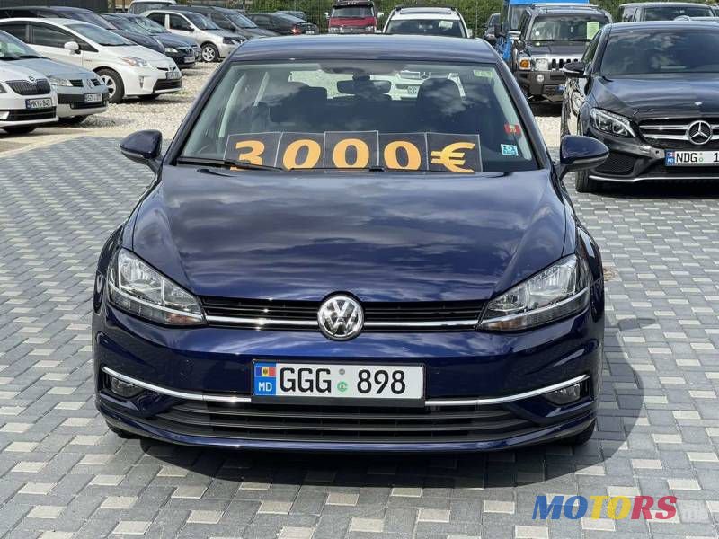 2018' Volkswagen Golf photo #3