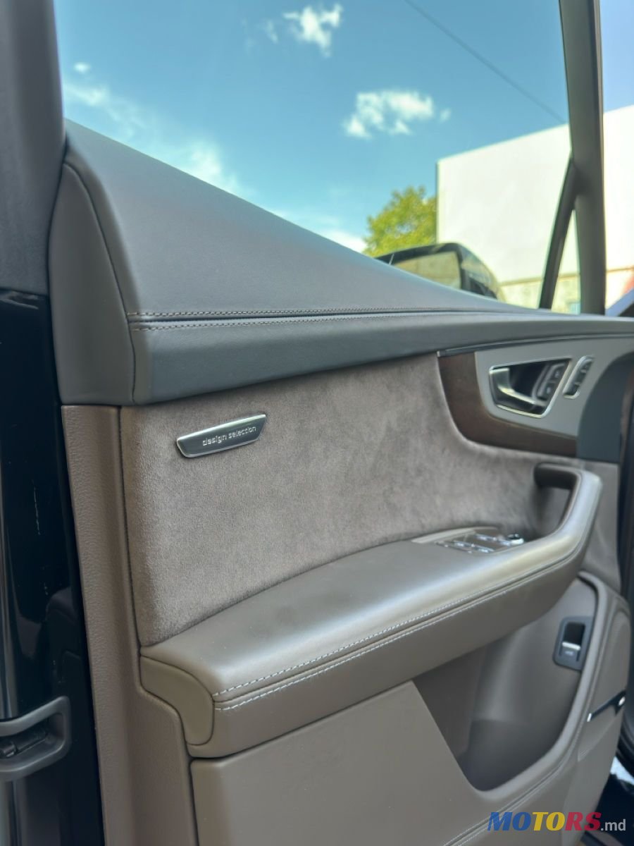 2018' Audi Q7 photo #4