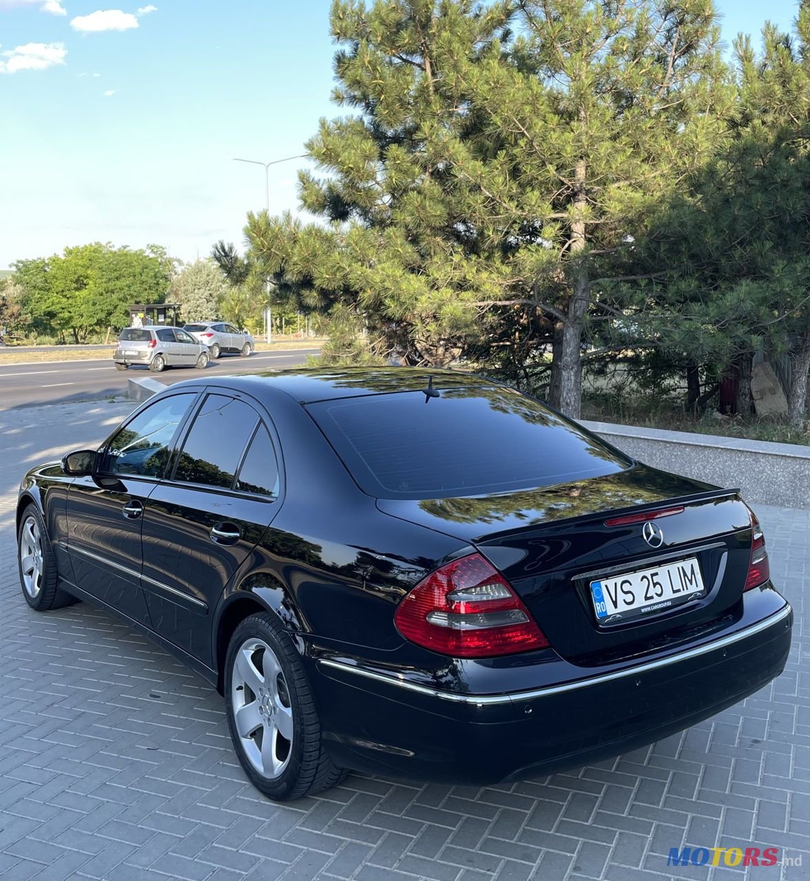 2004' Mercedes-Benz E Класс photo #4