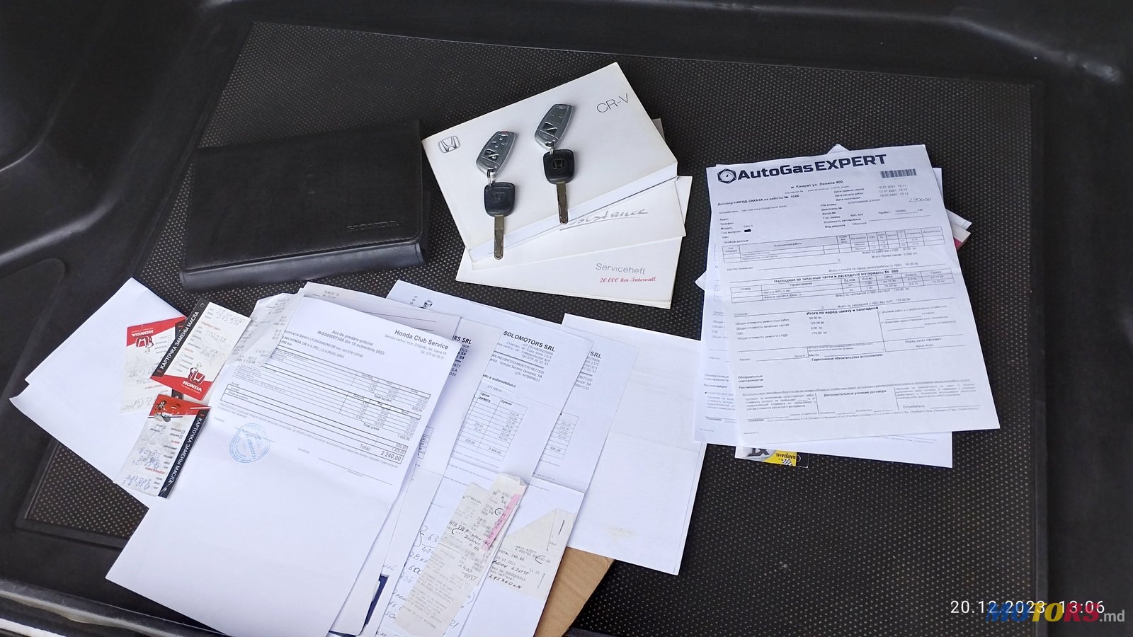 2004' Honda CR-V Паркетник photo #5