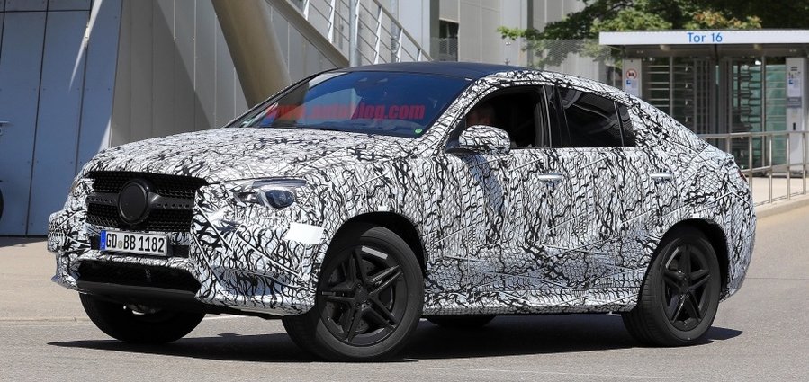 Next-generation Mercedes-Benz GLE-Class Coupe spied for the first time