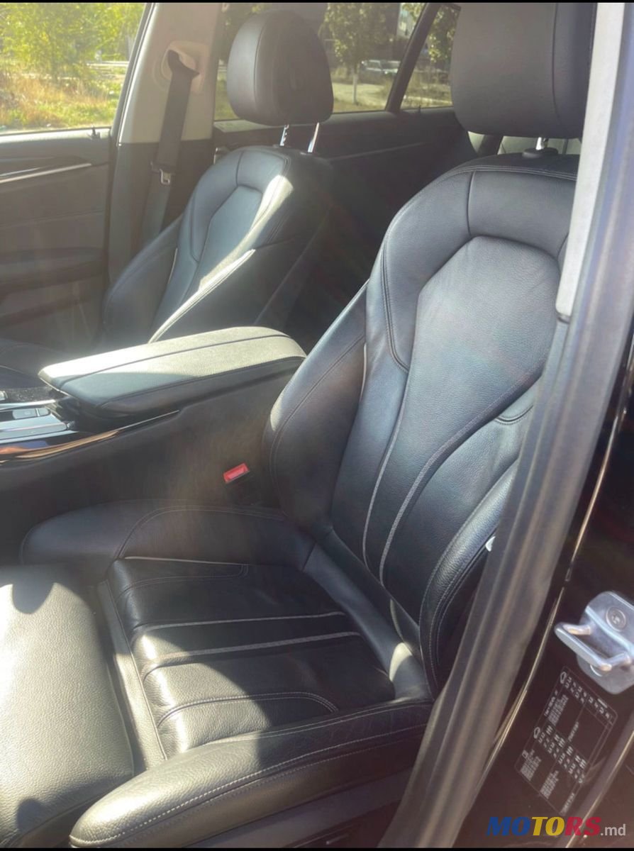 2018' BMW 5 Series photo #3