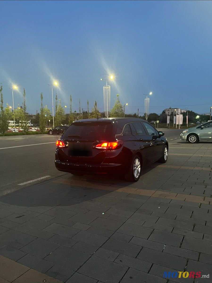 2021' Opel Astra photo #3
