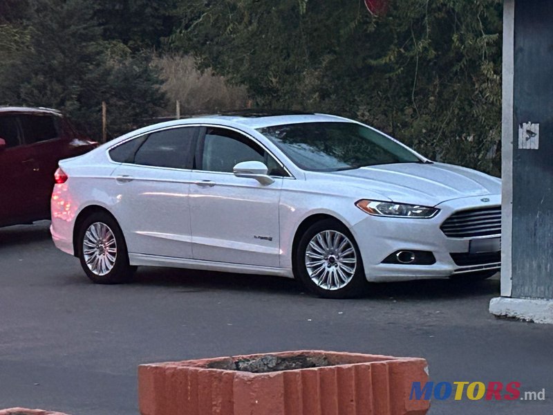 2013' Ford Fusion photo #1