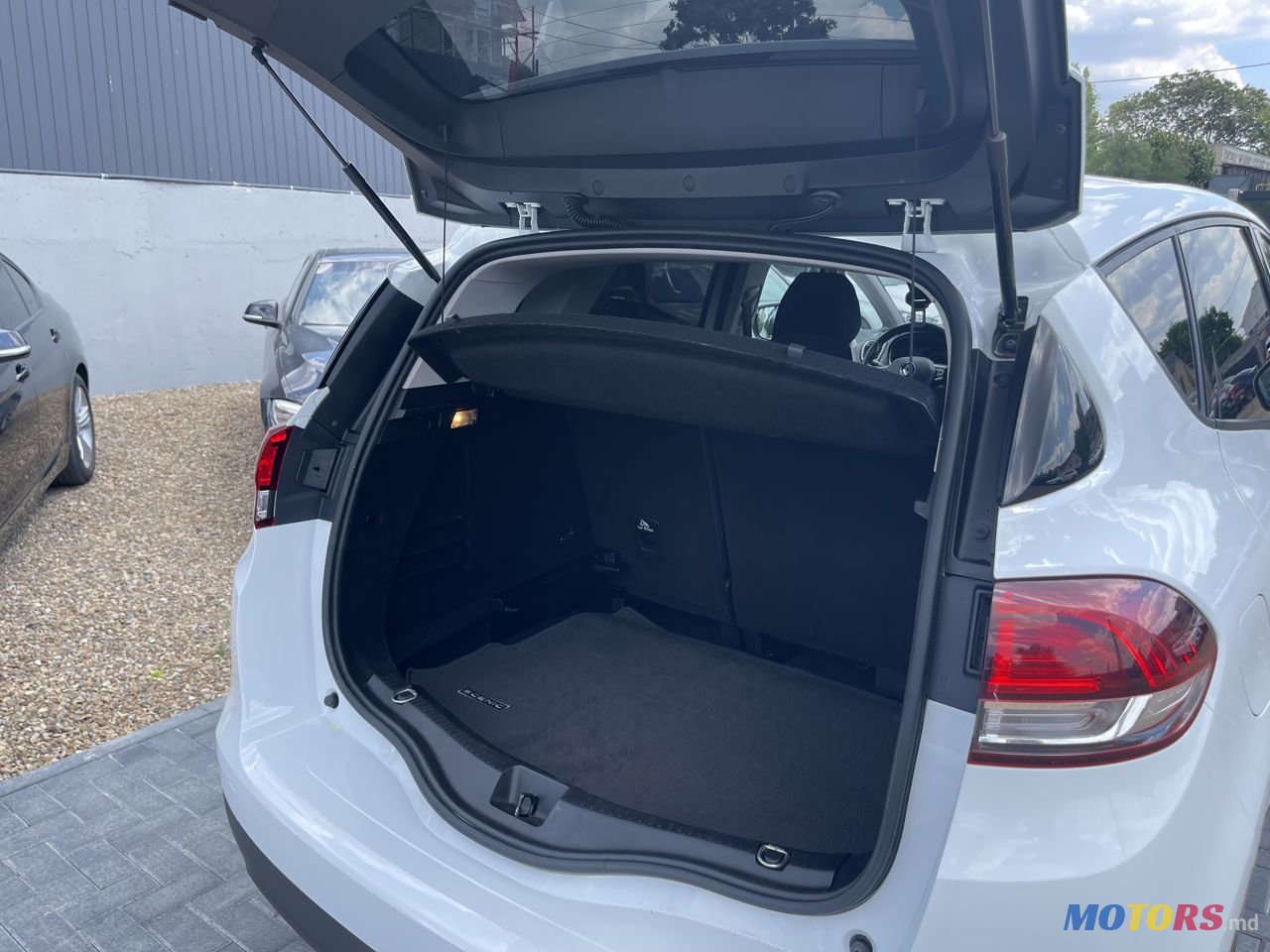 2017' Renault Scenic photo #6