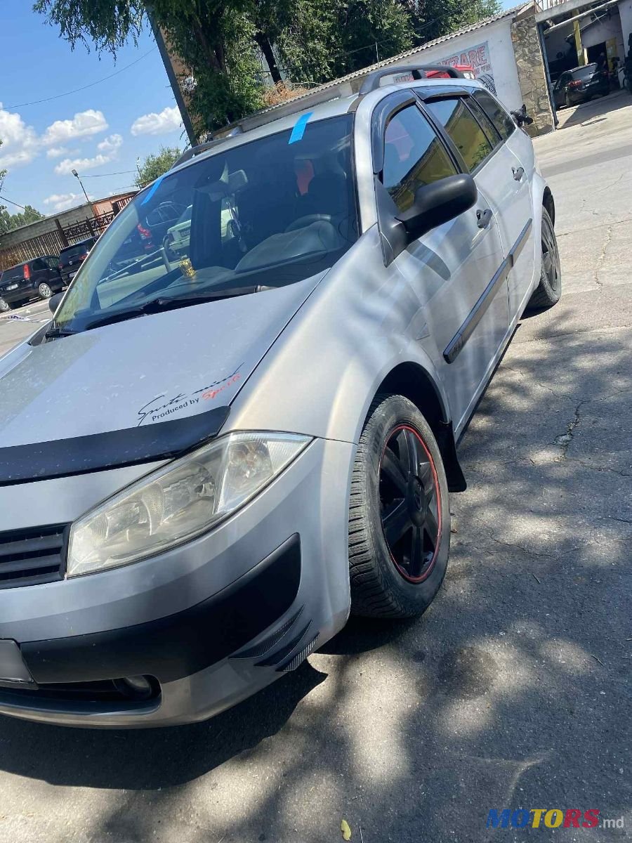 2005' Renault Megane photo #3